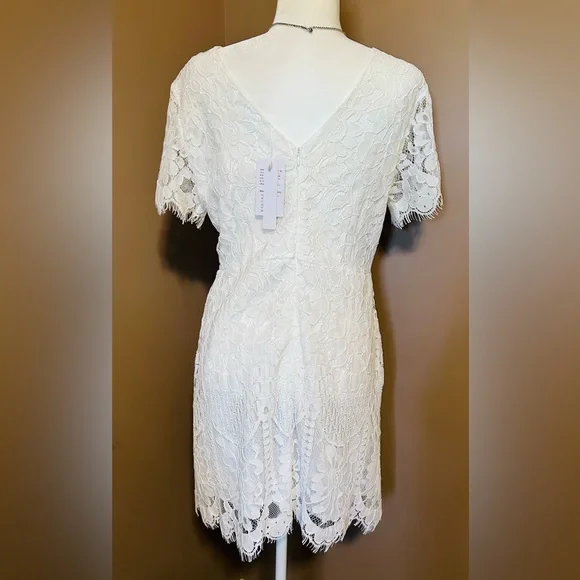 New w/ Tag MSLG Women's Round Neck V-Back Lace Dress Size XL - Picture 4 of 8